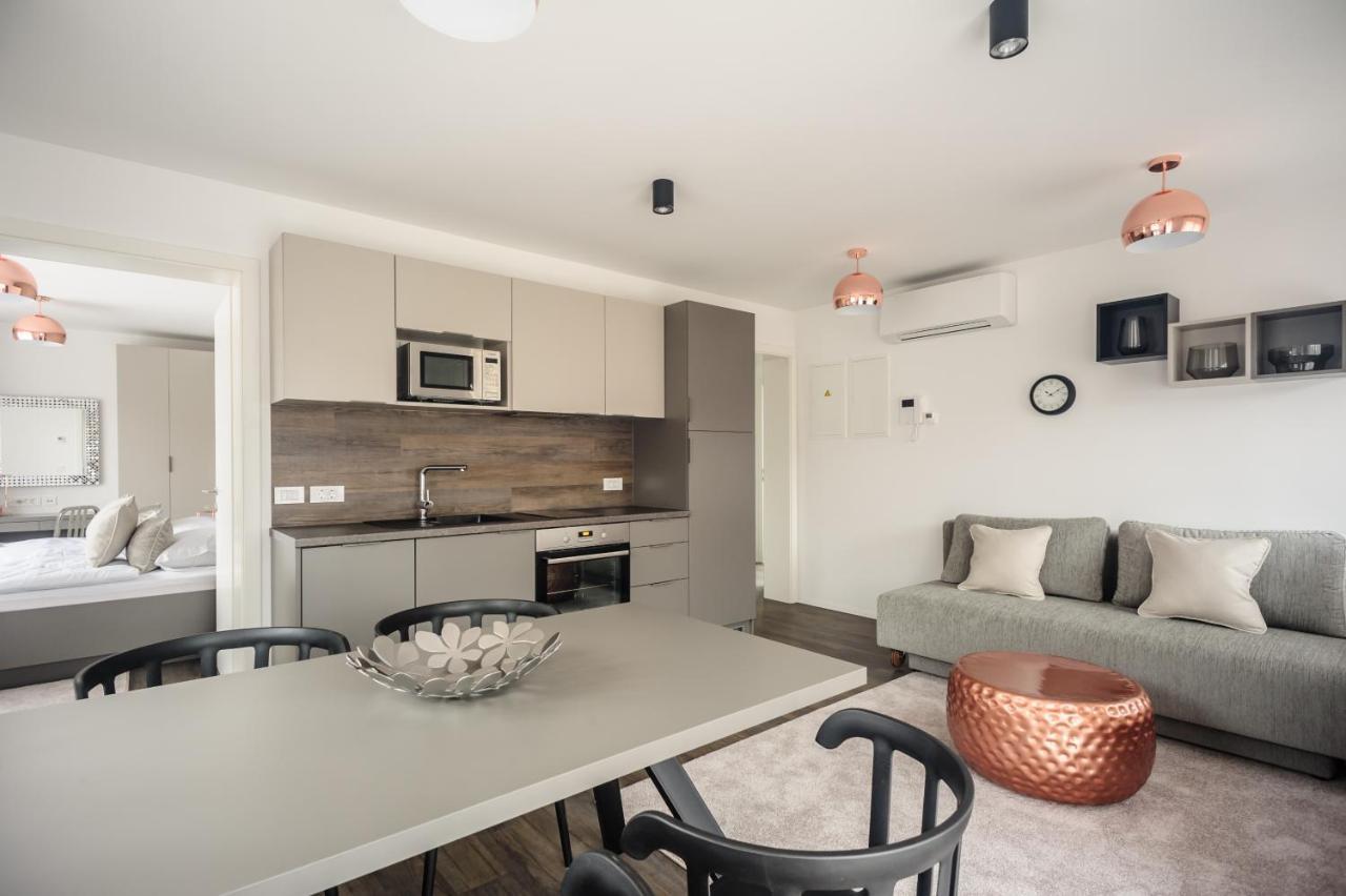 Apartments Villa Tatiana Μπλεντ Εξωτερικό φωτογραφία