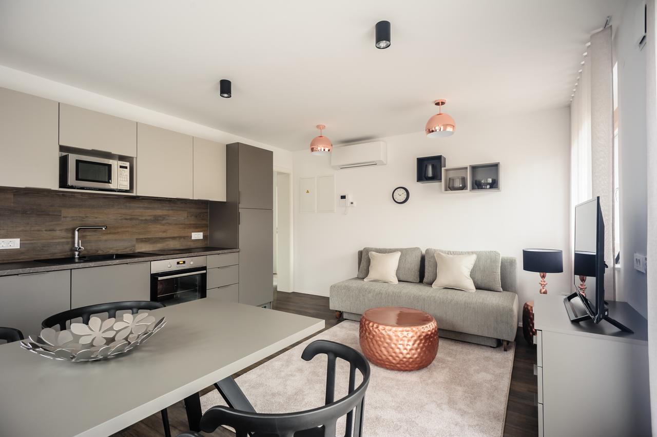 Apartments Villa Tatiana Μπλεντ Εξωτερικό φωτογραφία