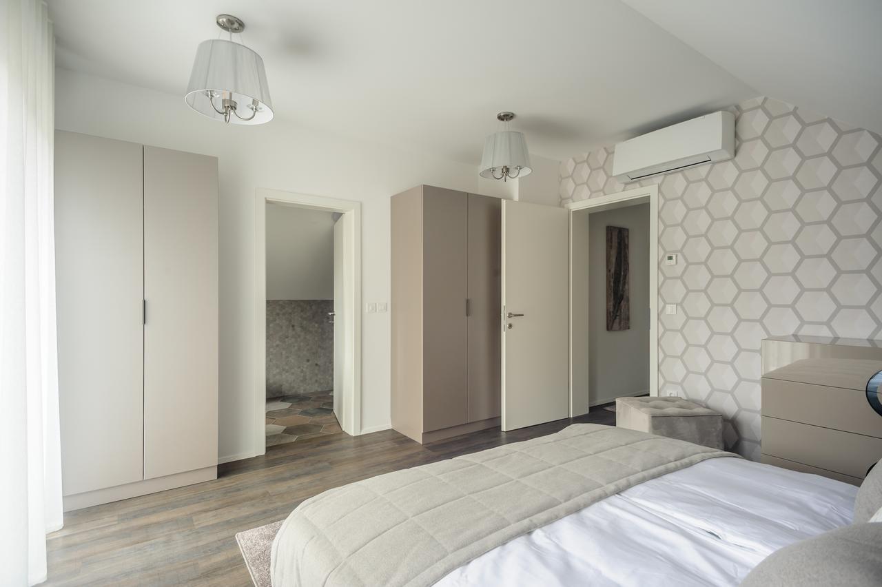 Apartments Villa Tatiana Μπλεντ Εξωτερικό φωτογραφία