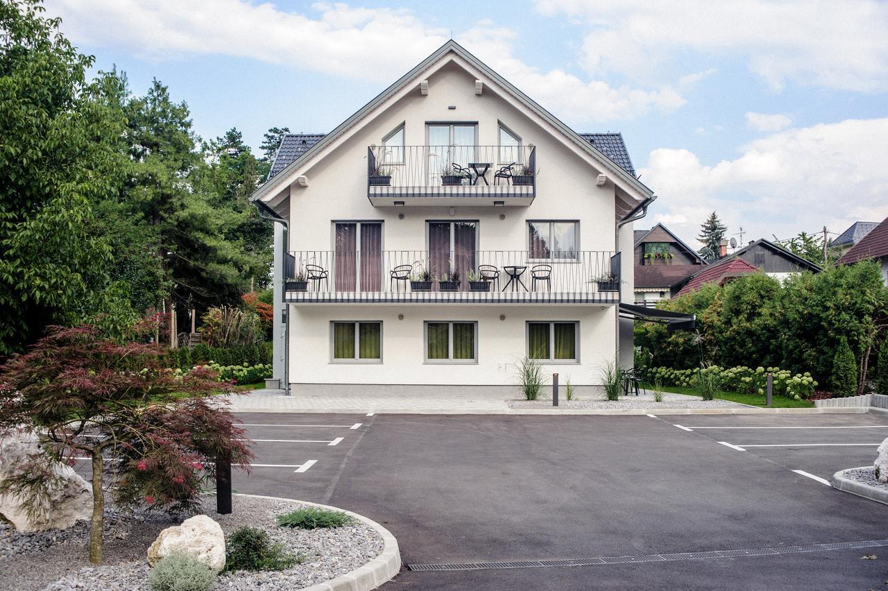 Apartments Villa Tatiana Μπλεντ Εξωτερικό φωτογραφία