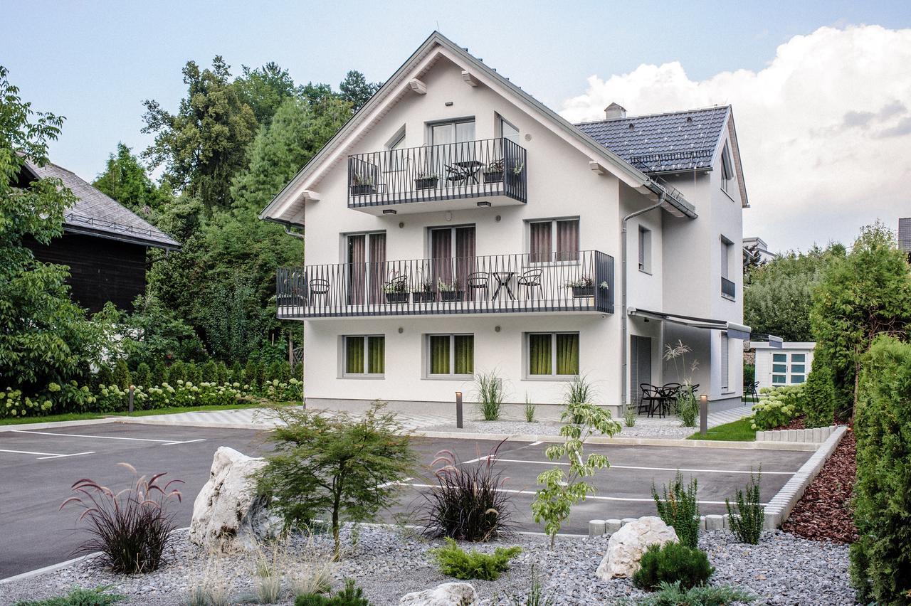Apartments Villa Tatiana Μπλεντ Εξωτερικό φωτογραφία