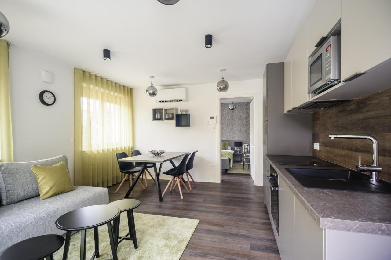 Apartments Villa Tatiana Μπλεντ Εξωτερικό φωτογραφία